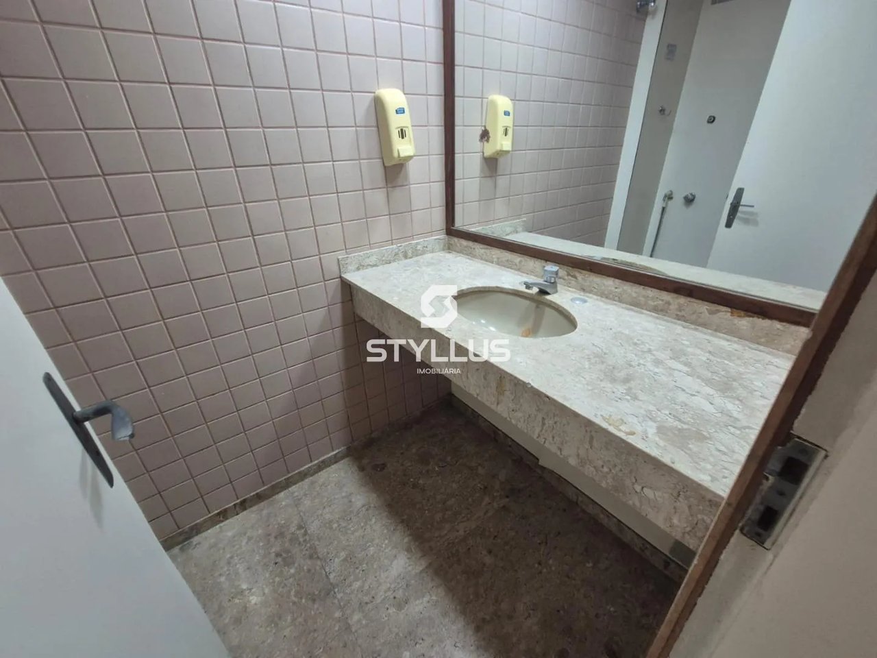 Copacabana | Conjugado 1 quarto, sendo 1 suite - Foto 5