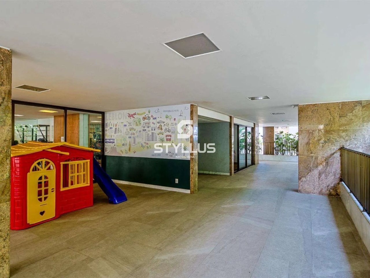 Leblon | Apartamento 4 quartos, sendo 1 suite - Foto 32